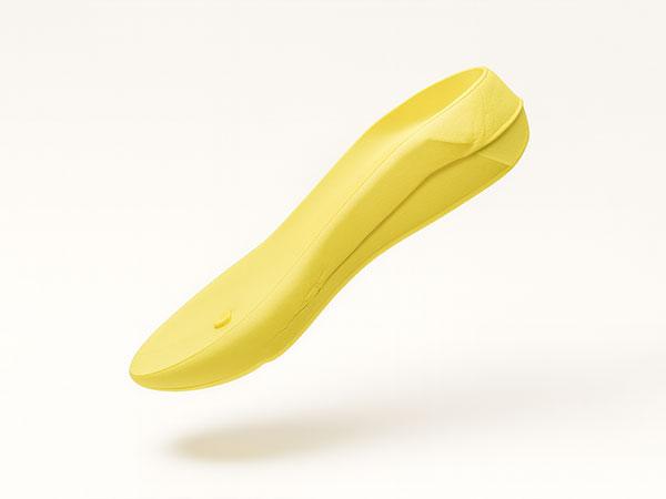 Cross-sectional view of high-performance eco-friendly material featuring a uniform micro-cell structure produced by AM Solution's supercritical gas foaming technology.