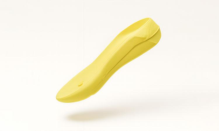 Cross-sectional view of high-performance eco-friendly material featuring a uniform micro-cell structure produced by AM Solution's supercritical gas foaming technology.